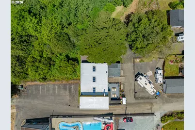 203 N Birch St, Coquille, OR 97423 - Photo 29