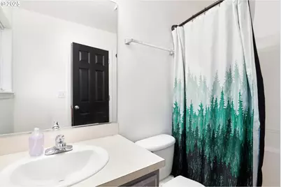 19153 SE Yamhill St #21, Portland, OR 97233 - Photo 17