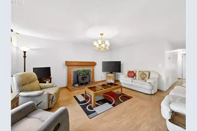 389 SE Palmblad Dr, Gresham, OR 97080 - Photo 5