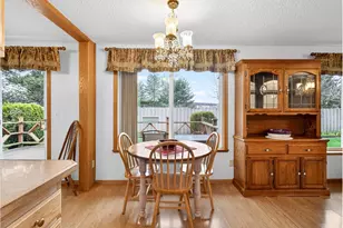 389 SE Palmblad Dr, Gresham, OR 97080 - Photo 9