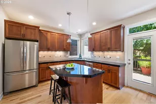 6920 N Charleston Ave, Portland, OR 97203 - Photo 11