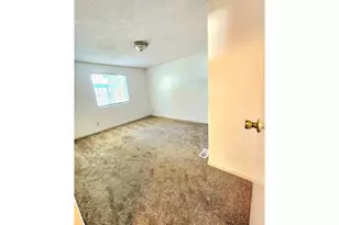 874 S Main St, Canyonville, OR 97417 - Photo 11