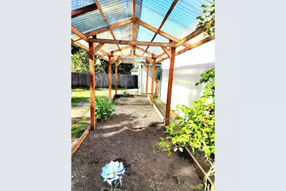 874 S Main St, Canyonville, OR 97417 - Photo 17