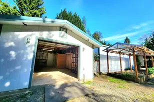 874 S Main St, Canyonville, OR 97417 - Photo 25