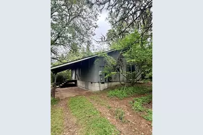 32424 Camas Swale Rd, Creswell, OR 97426 - Photo 15