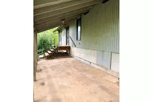 32424 Camas Swale Rd, Creswell, OR 97426 - Photo 13