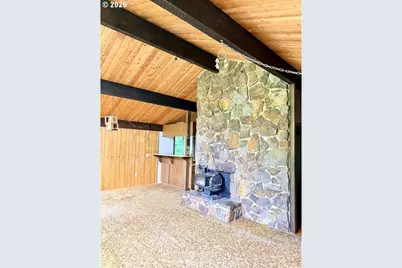 32424 Camas Swale Rd, Creswell, OR 97426 - Photo 3
