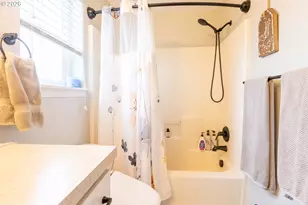 306 E 16th Pl, La Center, WA 98629 - Photo 39