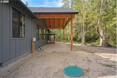 88390 Bellevue Dr, Florence, OR 97439 - Photo 41