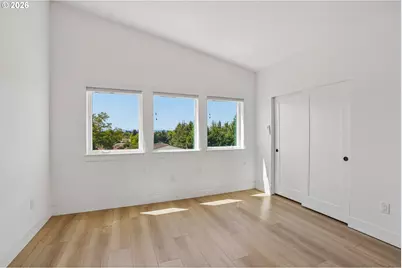 9025 NE Hoyt St, Portland, OR 97220 - Photo 21