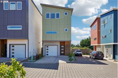 9025 NE Hoyt St, Portland, OR 97220 - Photo 1