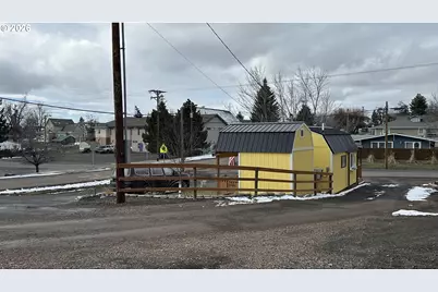 112 N Oregon, Condon, OR 97823 - Photo 3