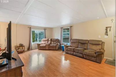 1005 Ferry St, Dayton, OR 97114 - Photo 9