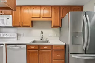 15100 SW Crown Dr, King City, OR 97224 - Photo 5