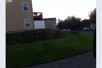 21837 NE Larkspur Ln, Fairview, OR 97024 - Photo 27