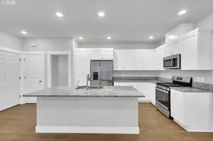 16646 SW Townsville St, Portland, OR 97224 - Photo 11