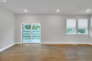 16646 SW Townsville St, Portland, OR 97224 - Photo 9