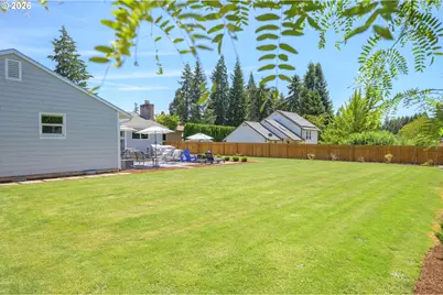 735 NW Wallace Rd, McMinnville, OR 97128 - Photo 35