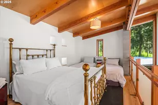 49348 McKenzie Hwy, Vida, OR 97488 - Photo 9