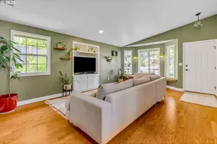 1634 SW Spring Garden St, Portland, OR 97219 - Photo 7