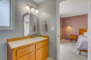 1634 SW Spring Garden St, Portland, OR 97219 - Photo 23
