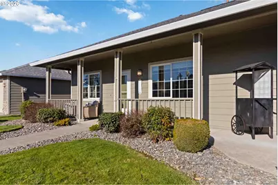 5558 Solo Point Dr, Longview, WA 98632 - Photo 3