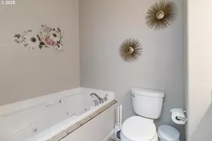 5558 Solo Point Dr, Longview, WA 98632 - Photo 23