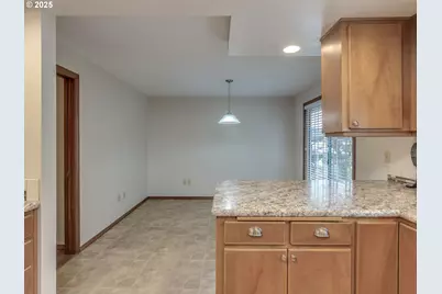 2328 NE 156th Pl, Portland, OR 97230 - Photo 19