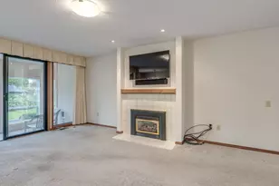 2328 NE 156th Pl, Portland, OR 97230 - Photo 9