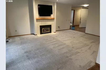 2328 NE 156th Pl, Portland, OR 97230 - Photo 9