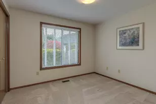 2328 NE 156th Pl, Portland, OR 97230 - Photo 31