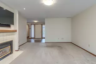 2328 NE 156th Pl, Portland, OR 97230 - Photo 11