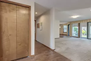 2328 NE 156th Pl, Portland, OR 97230 - Photo 5