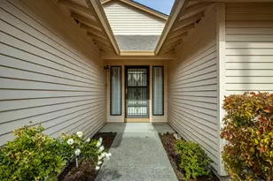 2328 NE 156th Pl, Portland, OR 97230 - Photo 5