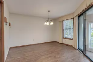 2328 NE 156th Pl, Portland, OR 97230 - Photo 13