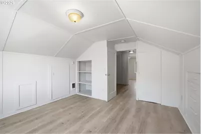 210 Acacia Ave, Garibaldi, OR 97118 - Photo 29