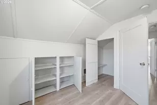 210 Acacia Ave, Garibaldi, OR 97118 - Photo 27