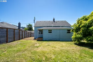 210 Acacia Ave, Garibaldi, OR 97118 - Photo 35