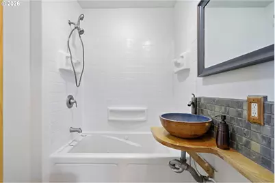 210 Acacia Ave, Garibaldi, OR 97118 - Photo 19