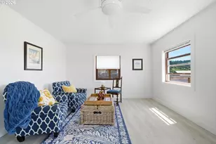 210 Acacia Ave, Garibaldi, OR 97118 - Photo 7