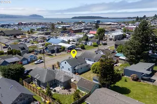 210 Acacia Ave, Garibaldi, OR 97118 - Photo 3
