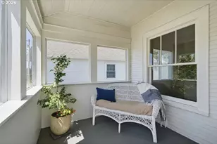 210 Acacia Ave, Garibaldi, OR 97118 - Photo 5