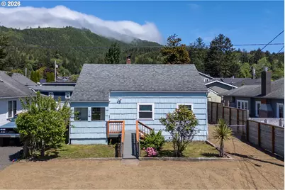210 Acacia Ave, Garibaldi, OR 97118 - Photo 41