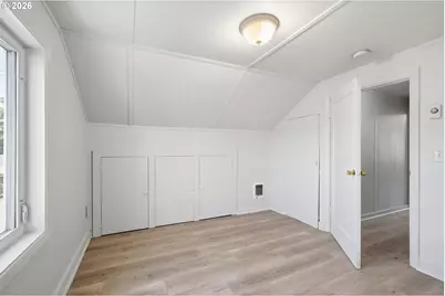 210 Acacia Ave, Garibaldi, OR 97118 - Photo 25