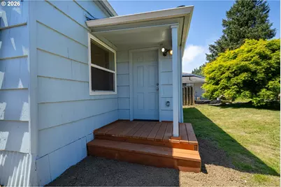 210 Acacia Ave, Garibaldi, OR 97118 - Photo 31