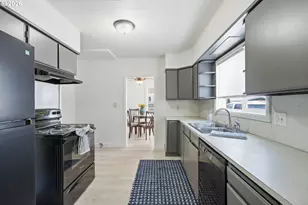 210 Acacia Ave, Garibaldi, OR 97118 - Photo 15