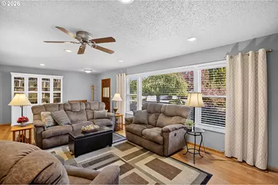 10690 SW Fairhaven St, Portland, OR 97223 - Photo 5