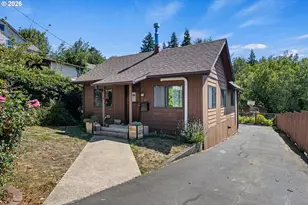 558 N Elliott St, Coquille, OR 97423 - Photo 3