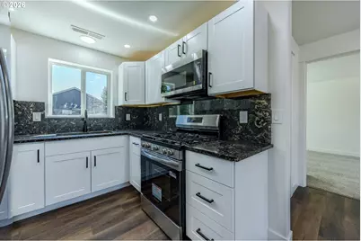 5773 Pumice Pl, Springfield, OR 97478 - Photo 11