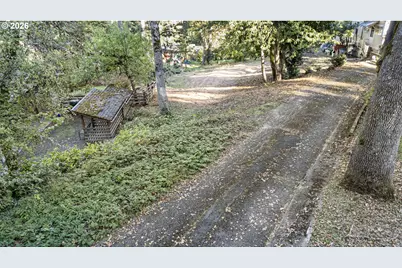 Sylvan St, Eugene, OR 97403 - Photo 3